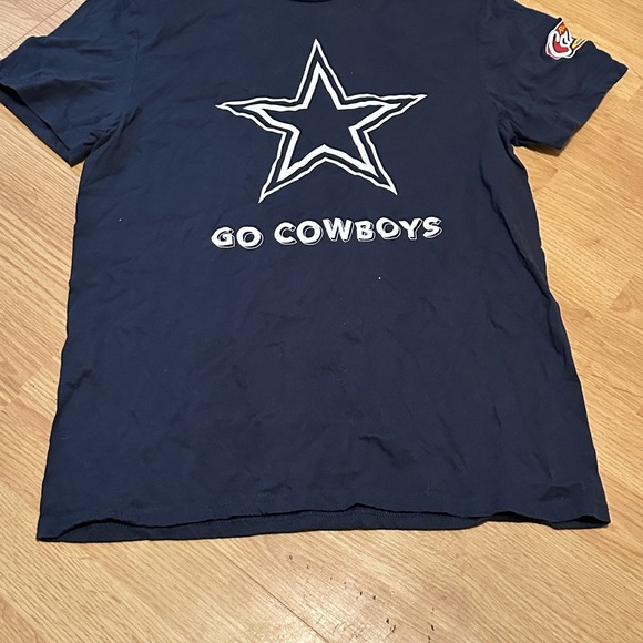 Raising Cane‘s crew Dallas Cowboys Navy T-Shirt - Picture 3 of 9